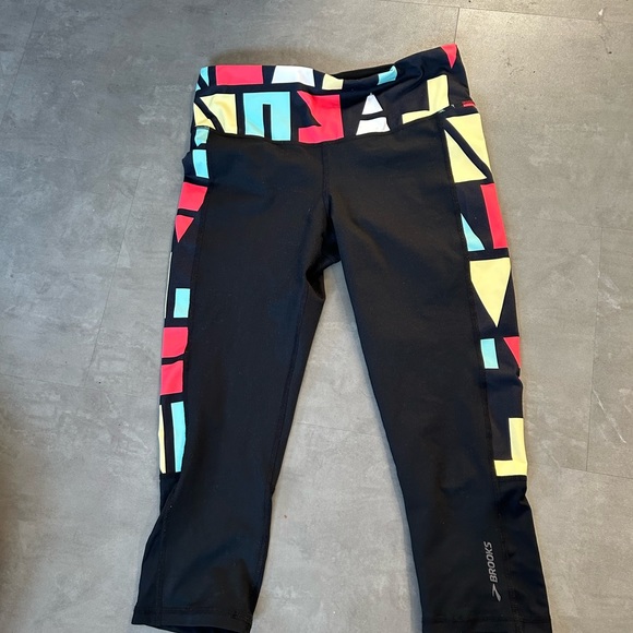 Brooks Greenlight running printed  Capri size Medium - Picture 2 of 5